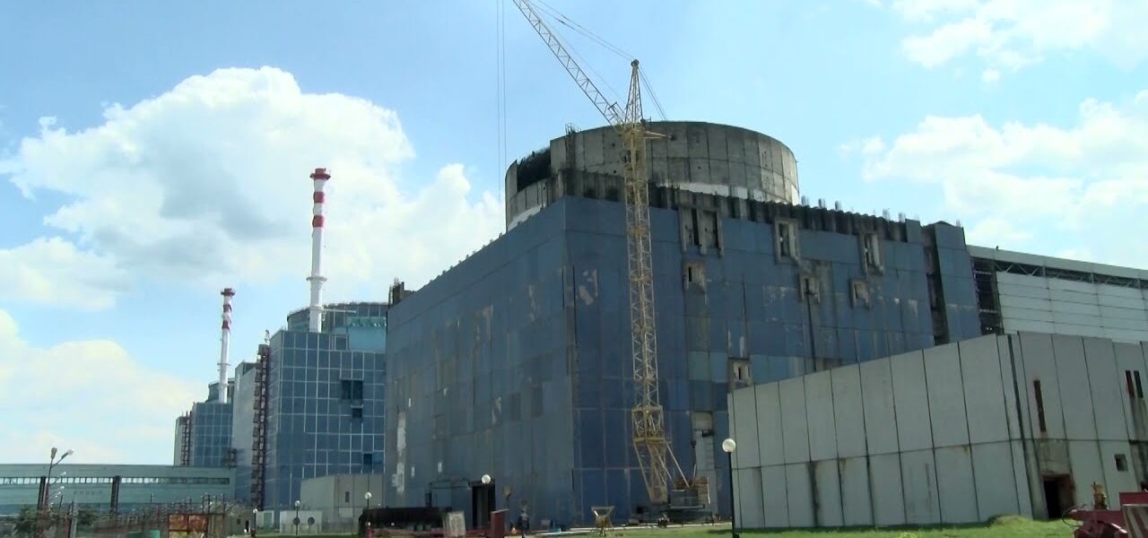 Будинки з білосніжними меблями для будівельників ХАЕС по 1,5 млн: «Енергоатом» готується до «Великого атомного будівництва»