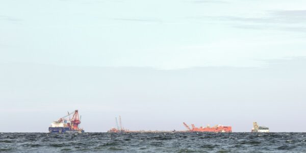 Ціна російської нафти впала нижче $35