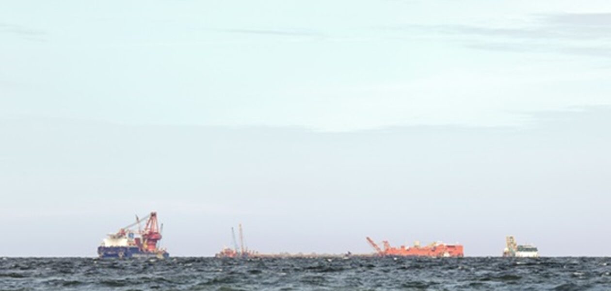 Ціни на нафту реагують на облогу Венесуели і обстріл танкера РФ