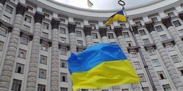 Уряд продовжив обмеження експорту лісу та металобрухту на 2026 рік