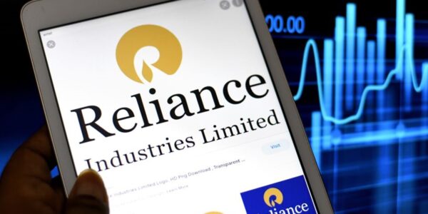 Найбільший НПЗ Індії відновив імпорт нафти з Росії - ЗМІ