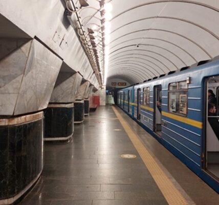 У Києві вимушено збільшили інтервал руху поїздів метро