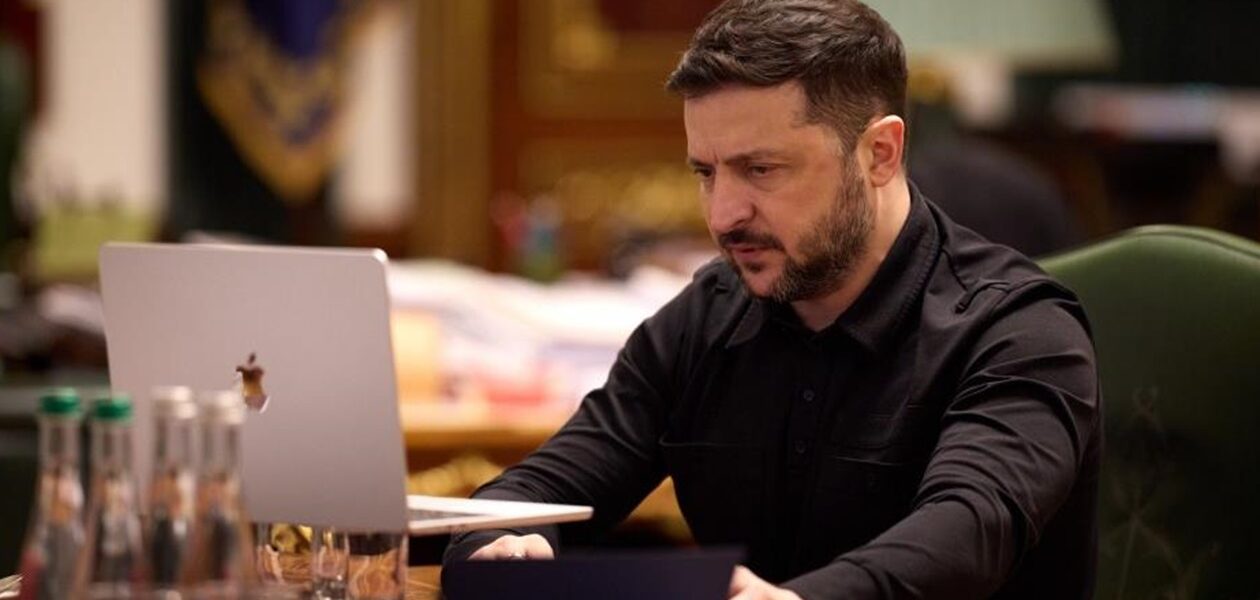 Росія заслужила на удари і тиск - Зеленський