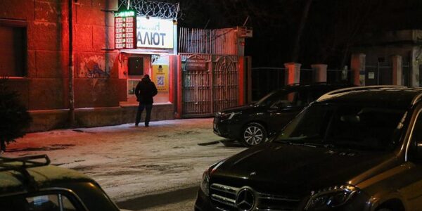 В Україні впали курси долара і євро