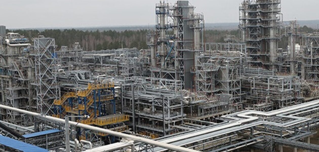 Білорусь розмістила російську ППО на НПЗ біля кордону з Україною - ЗМІ