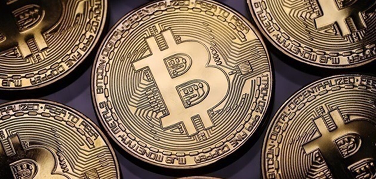 Bitcoin впав нижче $80 000