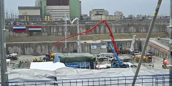 Росія почала будувати нову АЕС в Угорщині