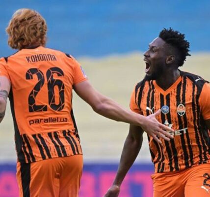Шахтар із результативною грою одного футболіста переступив Карпати