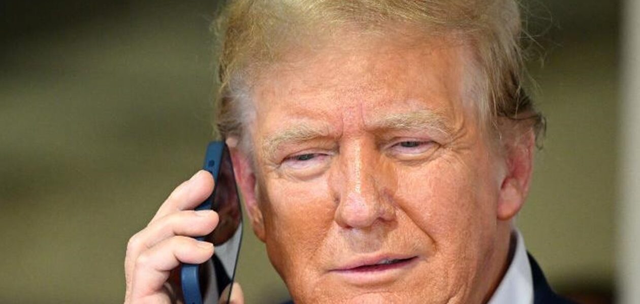 Невідомий в ефірі розкритикував суд США: у мережі підозрюють Трампа