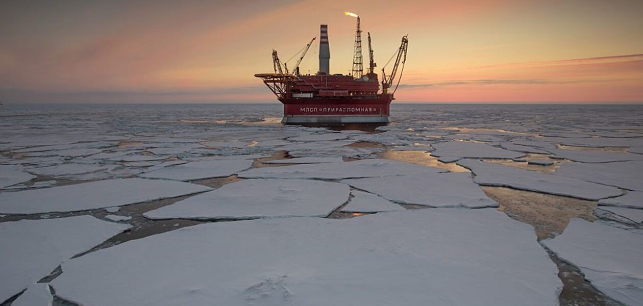 Нафтові компанії Росії змушені скорочувати обсяги буріння - ЗМІ