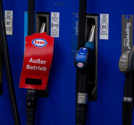 Війна в Ірані б'є по кишені європейських водіїв: у Німеччині рекордні ціни