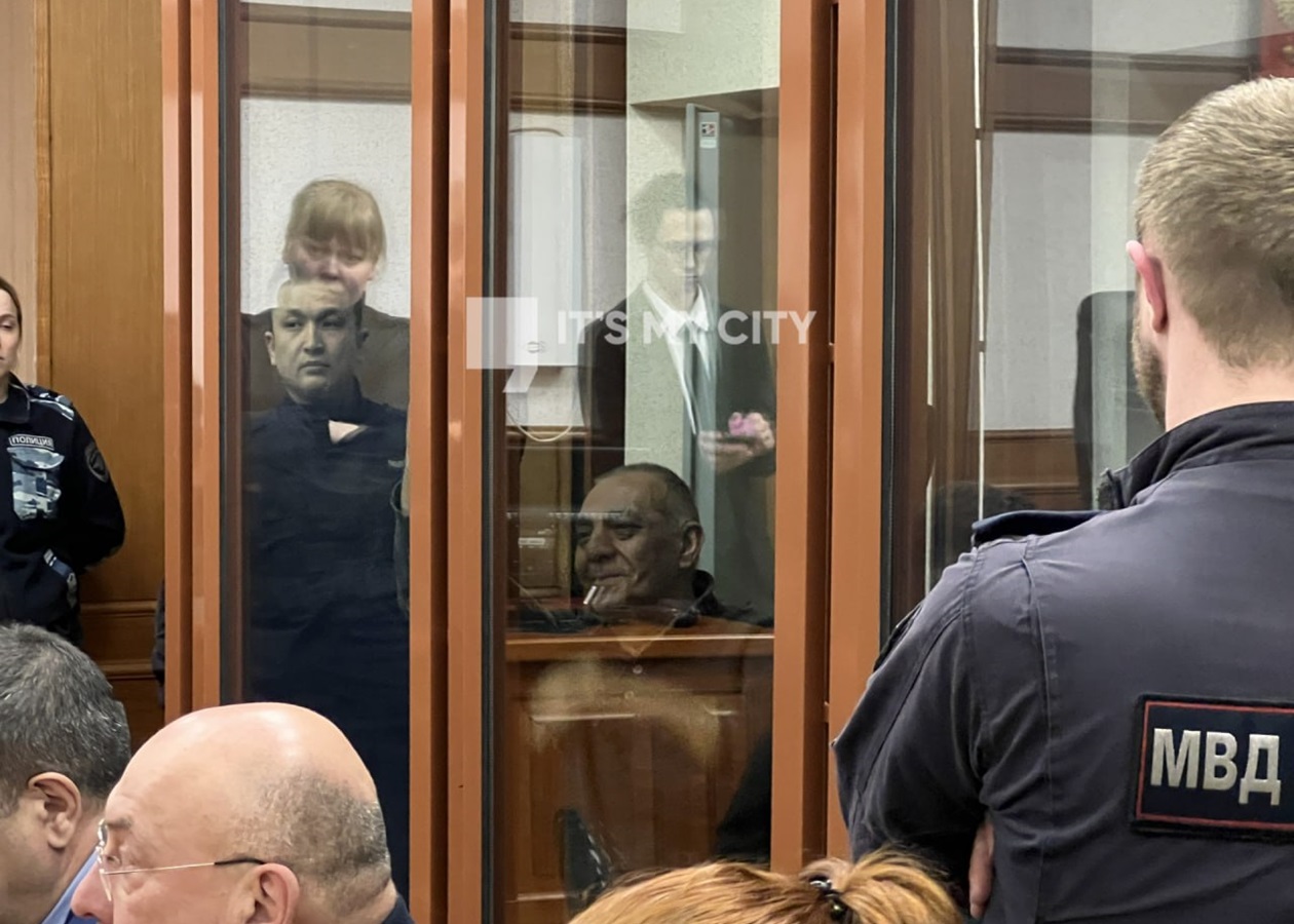 У РФ засудили екс-главу азербайджанської діаспори та ще 6 азербайджанців