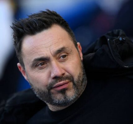 Манчестер Юнайтед упорядковує кандидатів на посаду керманича