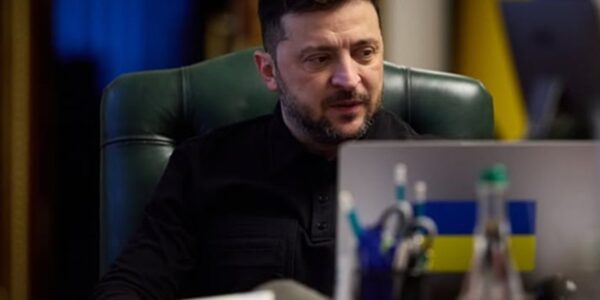 Зеленський провів розмову з Мелоні