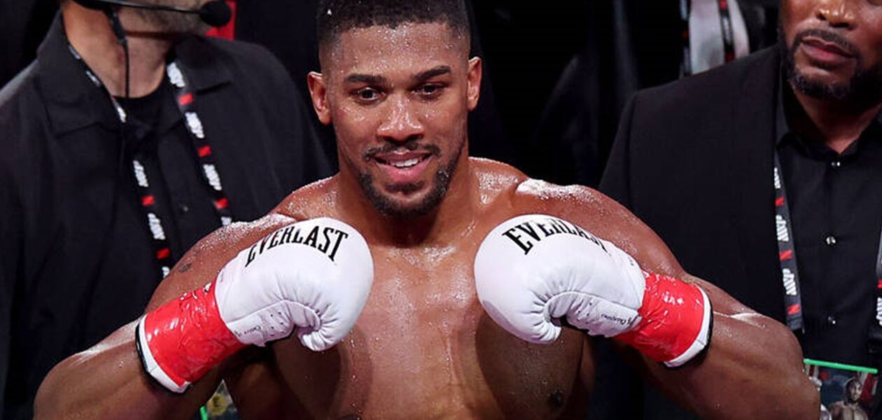 Джошуа розглядає можливість реваншу з Вайтом