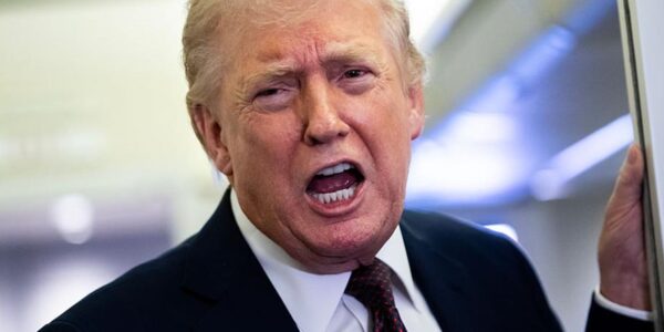 США не зобов'язані допомагати Україні - Трамп