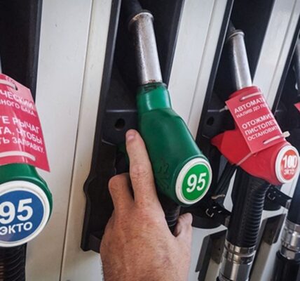 Росія вводить повну заборону на експорт бензину