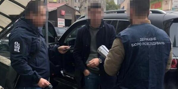 Мільйона схема: у Києві адвокат прагнув переписати на себе елітні квартири