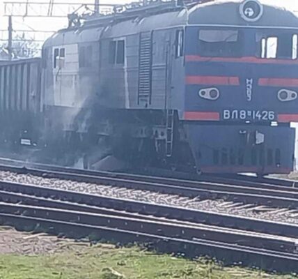 РФ ударила по залізниці: евакуйовано 500 пасажирів на Дніпропетровщині