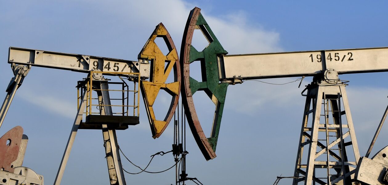 Росія рекордно скоротила видобуток нафти через атаки дронів - ЗМІ