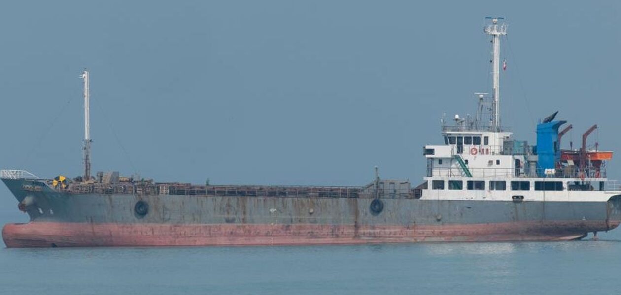 Іранські танкери з нафтою навчилися обходити блокаду США - ЗМІ