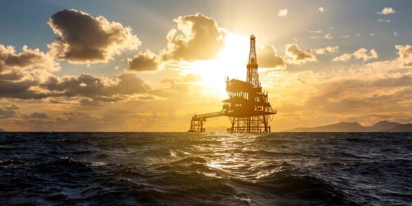 Нафта Brent знову перевищила $100 за барель