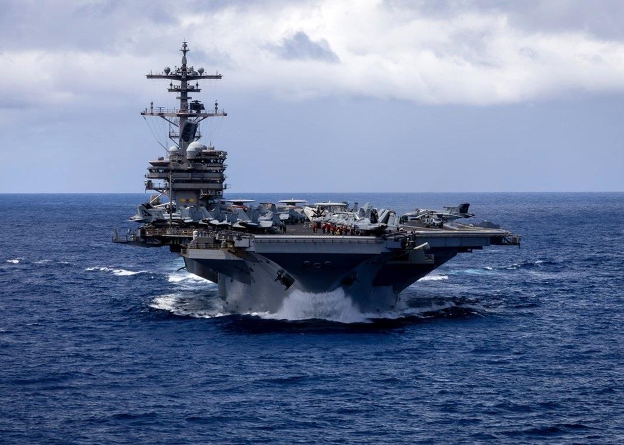 У США 200 літаків на авіаносцях для атак по Ірану