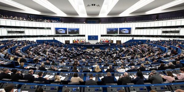 Європарламент відреагував на нові мита Трампа