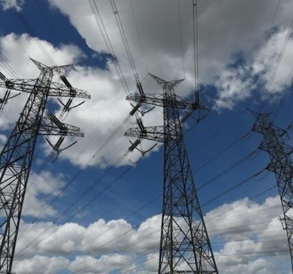 Укренерго просить підвищити тариф на передачу електроенергії