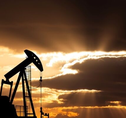 Нафтовидобуток РФ впав до рівня пандемії 2020 року