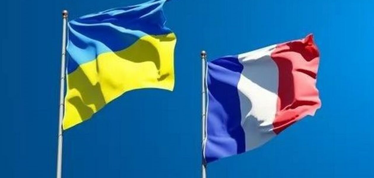 Зеленський: Франція готова працювати щодо антибалістики для України