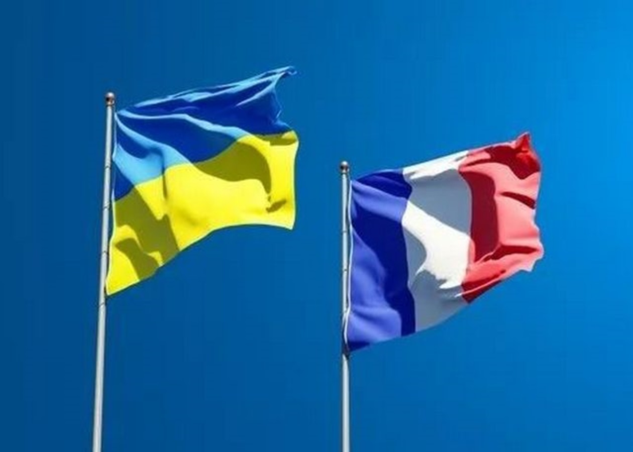 Зеленський: Франція готова працювати щодо антибалістики для України