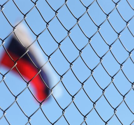Стали відомі деталі криптовалютних санкцій Британії проти РФ