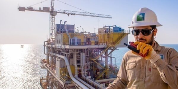 Саудити відновили навантаження нафти на супертанкери