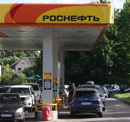 У Росії запроваджують нові ліміти на АЗС