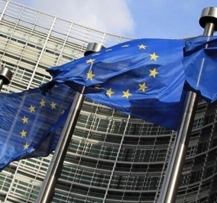 Україна просить ЄК 220 млн євро для підтримки аграріїв через блокаду портів
