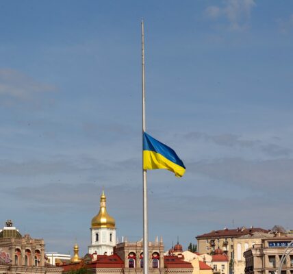 Торгівля України у 2026 році: імпорт удвічі перевищив експорт