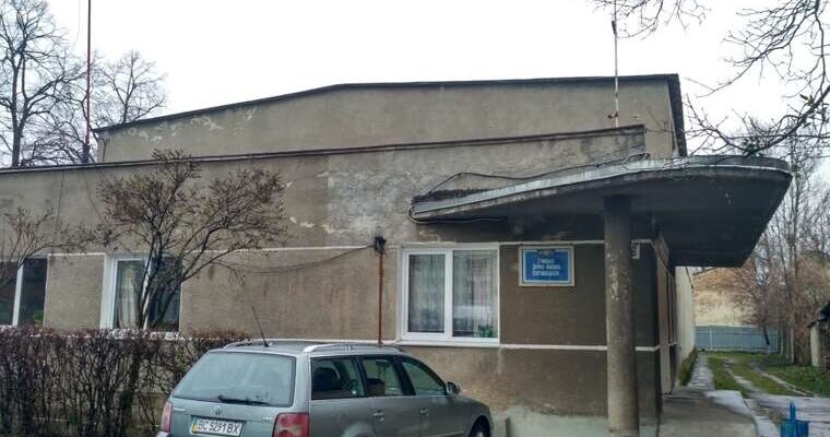 Переплата 1 мільйон гривень: у Стрию за 85 мільйонів замовили реконструкцію спортшколи фірмі без конкурентів
