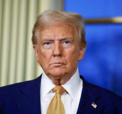 Дональд Трамп заявив про 100% контроль над Ормузькою протокою та зажадав від Ірану компенсацій