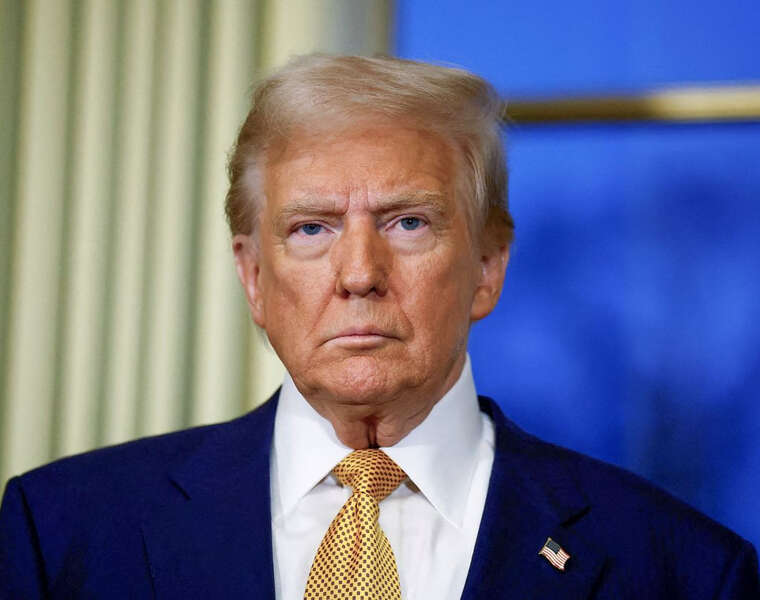 Дональд Трамп заявив про 100% контроль над Ормузькою протокою та зажадав від Ірану компенсацій