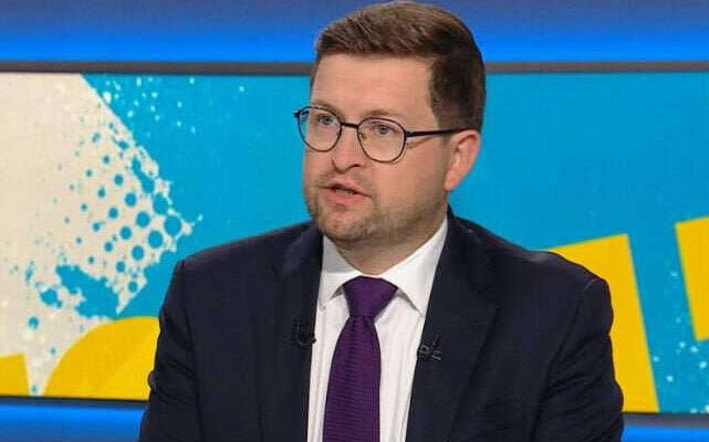 Польський депутат Анджей Шлівка закликав депортувати безробітних українців призовного віку