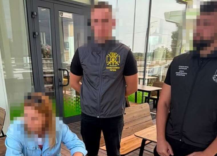 Пів мільйона гривень за "вирішення питань": у Чорноморському порту викрили посадовця-вимагача