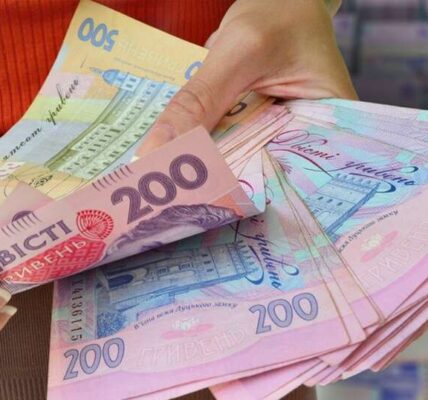 Мільйонні виплати за фіктивну службу: на Закарпатті судитимуть екскомандира батальйону та його підлеглу