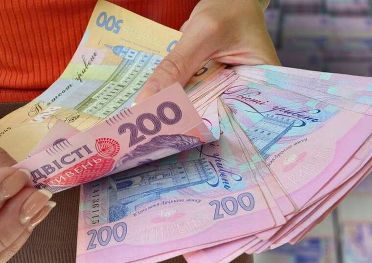 Мільйонні виплати за фіктивну службу: на Закарпатті судитимуть екскомандира батальйону та його підлеглу