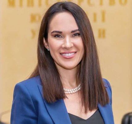 ВАКС сьогодні обиратиме запобіжний захід ексзаступниці глави ОП Ірині Мудрій