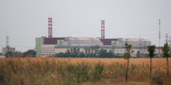 Угорська АЕС запрацювала на повну потужність