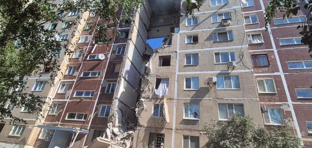 Росіяни вдарили авіабомбою по Слов'янську: є поранені