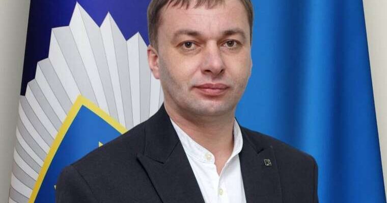 Все на батьках і братові з Нацгвардії: посадовець сервісного центру МВС Курач показав «порожню» декларацію