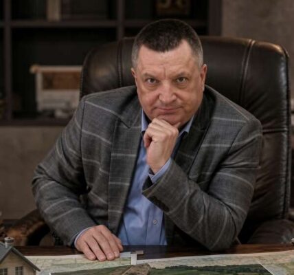 Заступник голови ПФУ на Чернігівщині Сіраш задекларував понад мільйон зарплати та 5 земельних ділянок