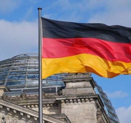 Німеччина висилає дипломатів і закриває установи РФ у відповідь на теракт у Лейпцигу
